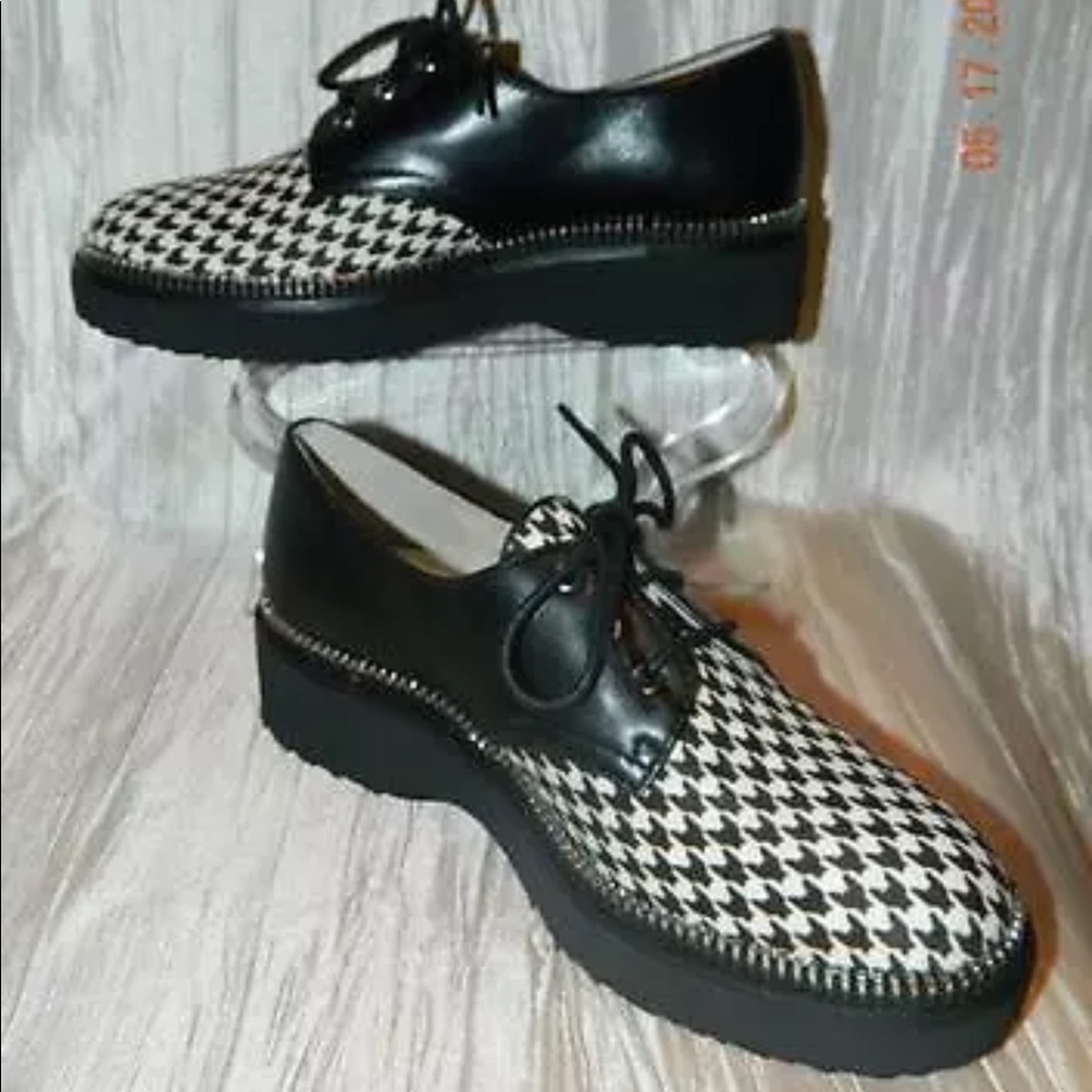 Michael Kors Vivia Houndstooth Lace Oxford Shoes